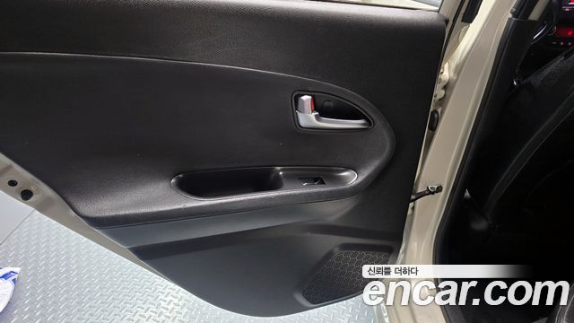 Kia morning 2012 — photo 15