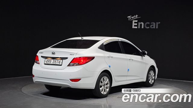 Hyundai Accent 2016 — photo 2