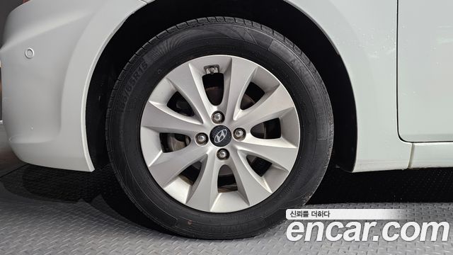 Hyundai Accent 2016 — photo 5
