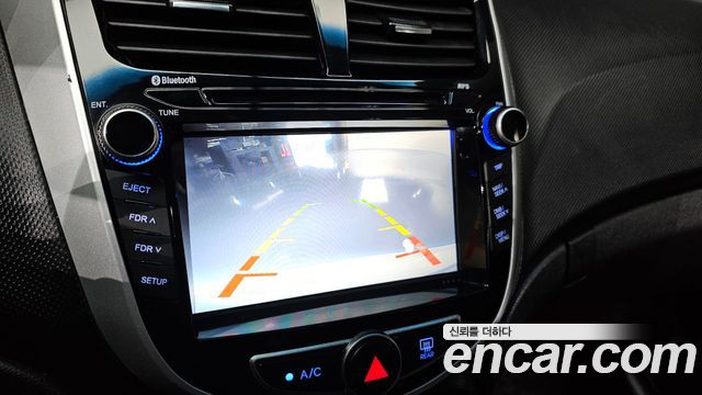 Hyundai Accent 2016 — photo 22