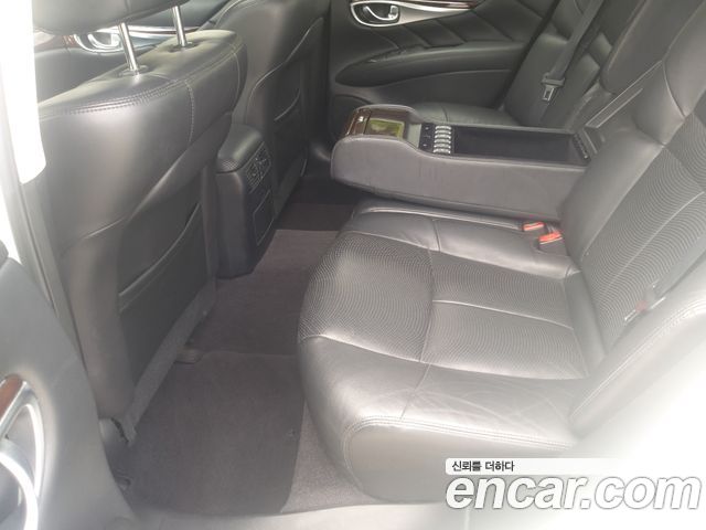 Infiniti Q70 2015 — photo 13