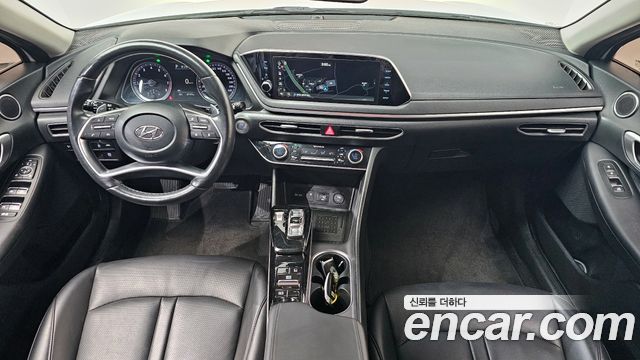 Hyundai Sonata 2022 — photo 10