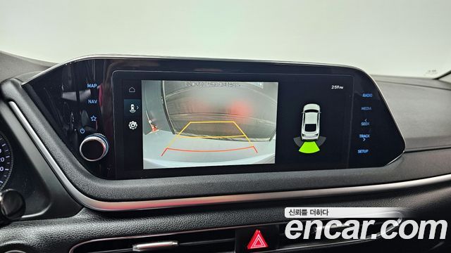 Hyundai Sonata 2022 — photo 21