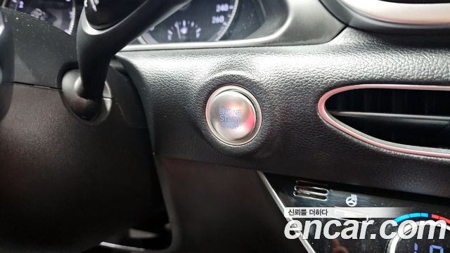 Hyundai Sonata 2022 — photo 24