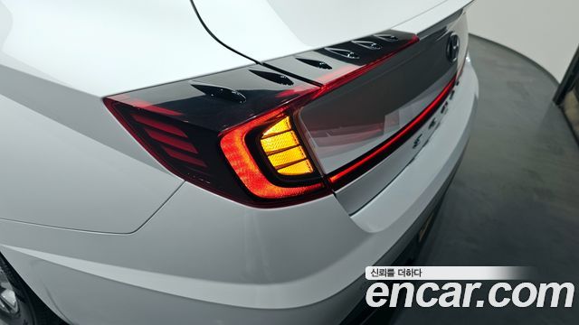 Hyundai Sonata 2022 — photo 9