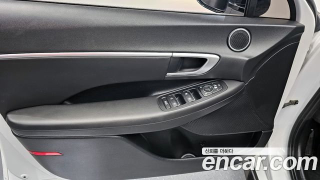 Hyundai Sonata 2022 — photo 14