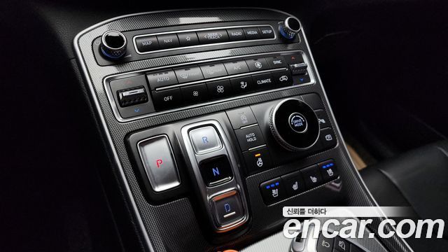 Hyundai Santafe 2022 — photo 9