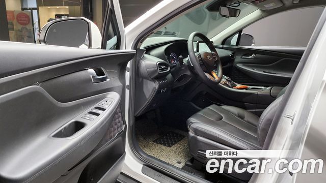 Hyundai Santafe 2022 — photo 10