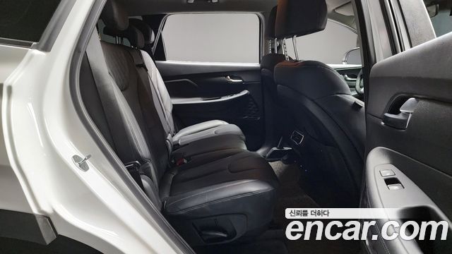 Hyundai Santafe 2022 — photo 11