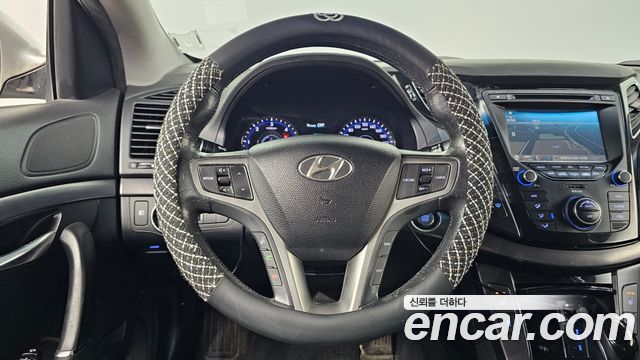 Hyundai i40 2012 — photo 14