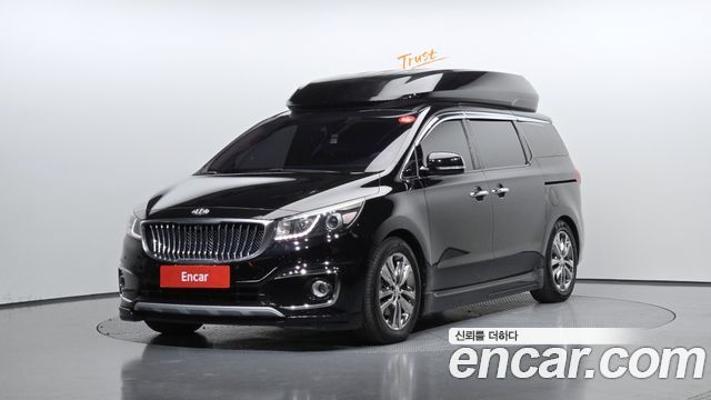 Kia Canival 2016 — photo 1