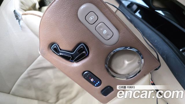 Kia Canival 2016 — photo 18