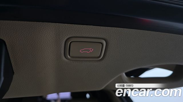 Kia Canival 2016 — photo 20