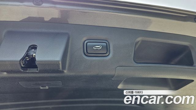Hyundai Santafe 2020 — photo 17