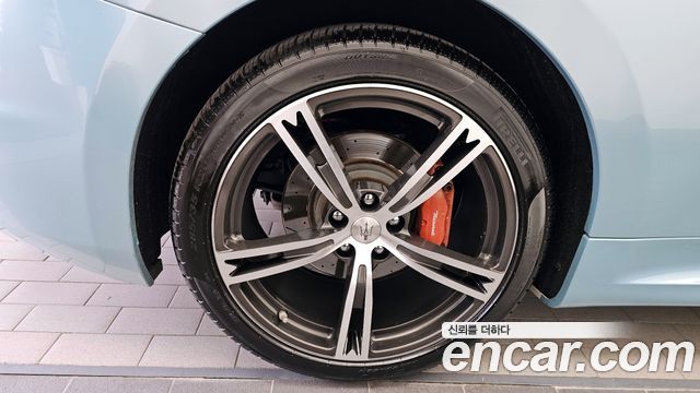 Maserati GranTurismo 2019 — photo 5