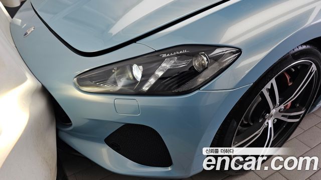 Maserati GranTurismo 2019 — photo 8
