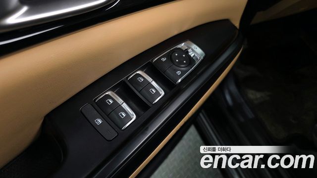 Kia Canival 2023 — photo 14