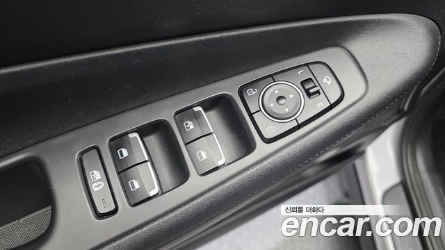 Hyundai Santafe 2023 — photo 20