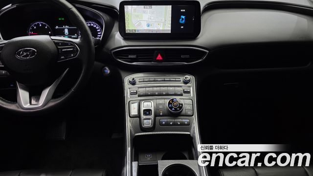 Hyundai Santafe 2023 — photo 26