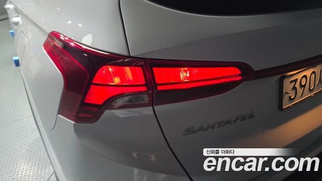 Hyundai Santafe 2023 — photo 9