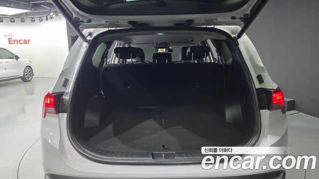 Hyundai Santafe 2023 — photo 27