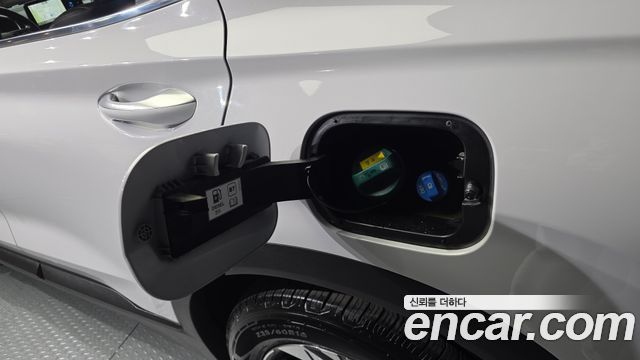 Hyundai Santafe 2023 — photo 29