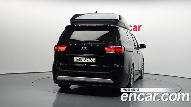 Kia Canival 2017 — photo 4