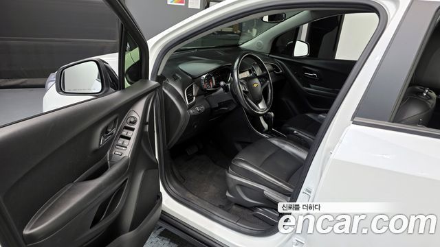 Chevrolet Korea Trax 2021 — photo 13
