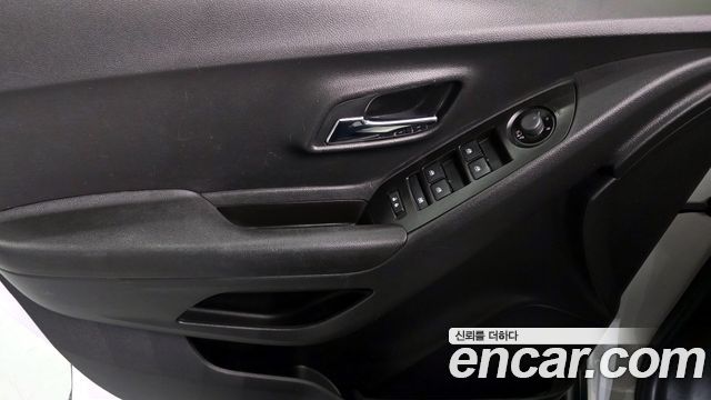 Chevrolet Korea Trax 2021 — photo 14