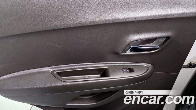 Chevrolet Korea Trax 2021 — photo 15