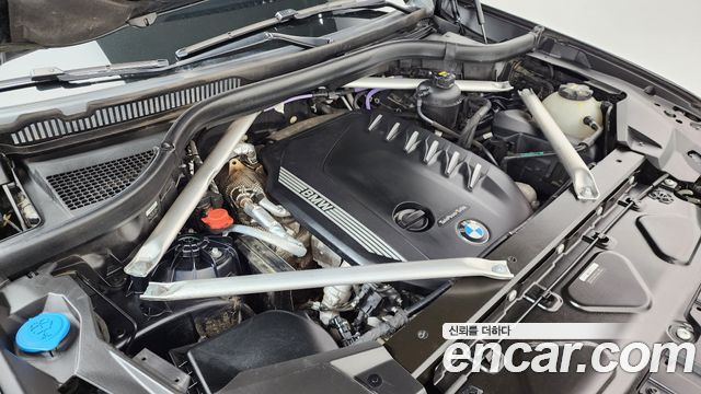 BMW X5 2021 — photo 6