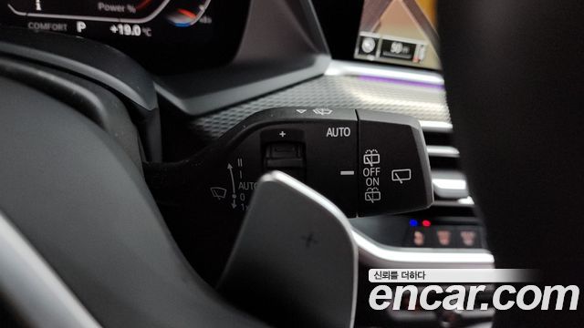 BMW X5 2021 — photo 16
