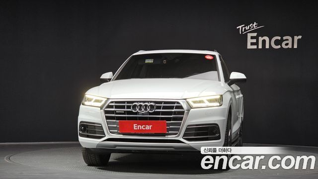 Audi Q5 2020 — photo 3