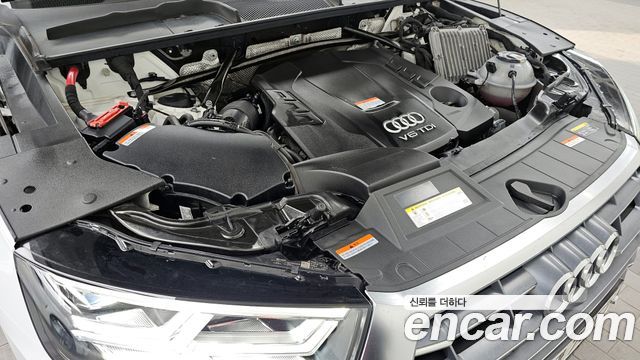 Audi Q5 2020 — photo 6