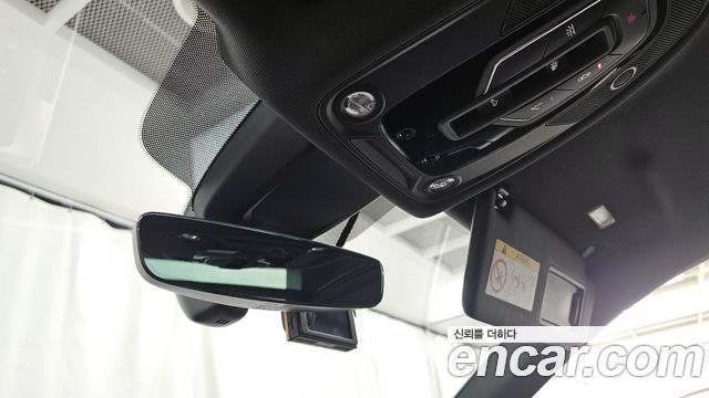Audi Q5 2020 — photo 31