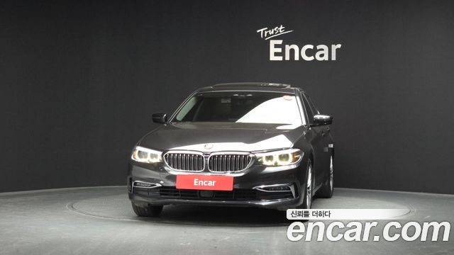 BMW 5-Series 2020 — photo 3