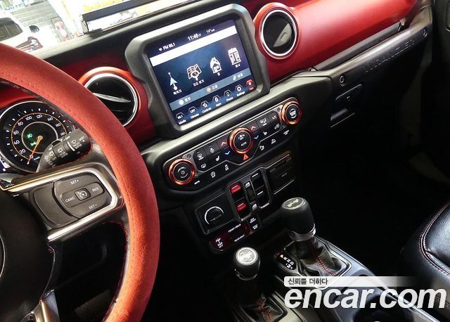 Jeep Wrangler 2023 — photo 13
