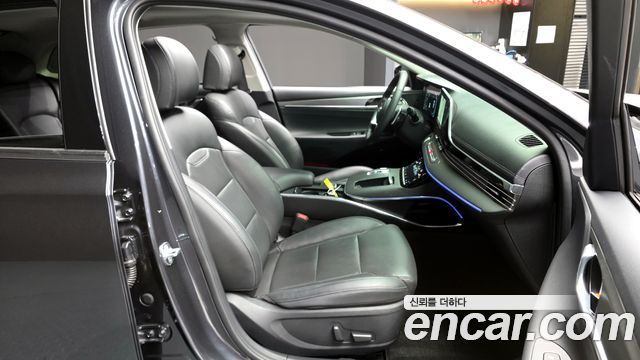 Hyundai Grandeur 2022 — photo 17