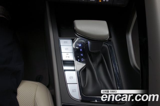 Hyundai AVANTE 2024 — photo 14