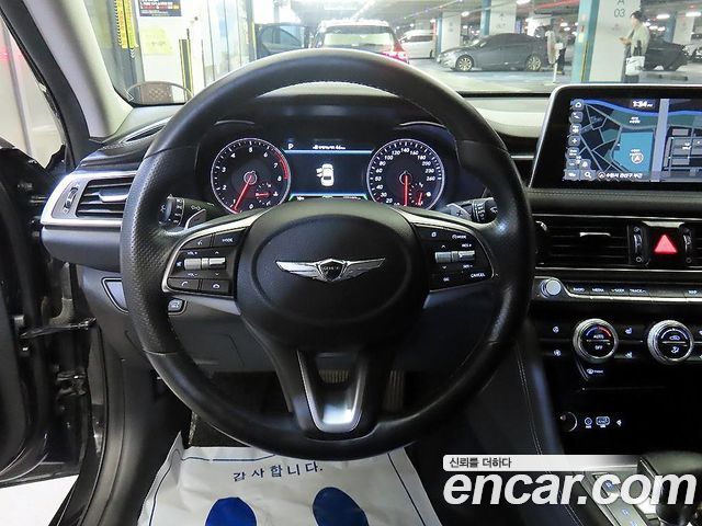 Genesis G70 2019 — photo 8