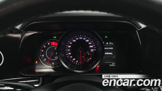 Hyundai AVANTE 2021 — photo 8
