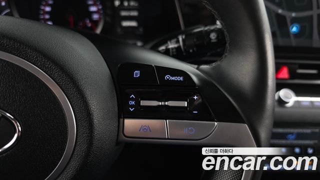 Hyundai AVANTE 2021 — photo 18