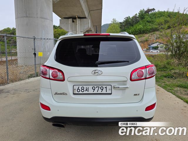 Hyundai Santafe 2010 — photo 4