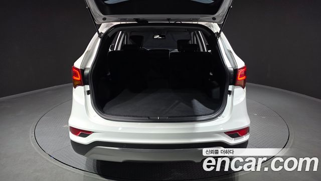 Hyundai Santafe 2017 — photo 20