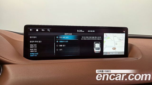 Genesis G80 2022 — photo 21