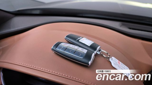 Genesis G80 2022 — photo 22