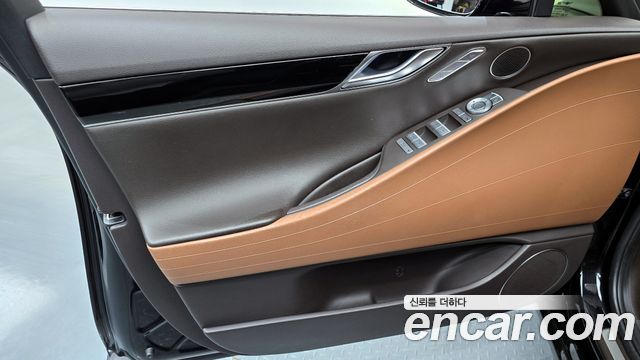 Genesis G80 2022 — photo 14