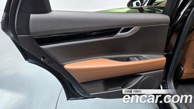 Genesis G80 2022 — photo 15