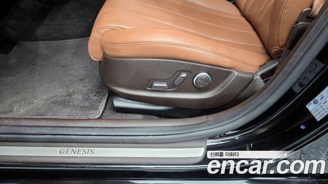 Genesis G80 2022 — photo 31