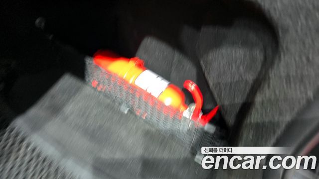 Genesis G80 2022 — photo 32